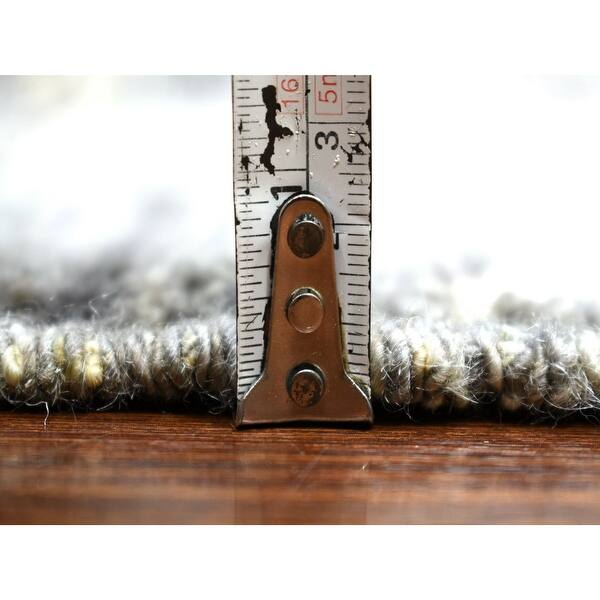 Shahbanu Rugs Gray Morrocan Berber with Criss Cross Pattern Extremely